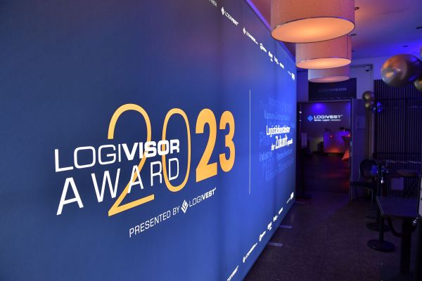 2023logivisor-award0177EF61E54-3C17-5A4F-E900-B3E5A9799A8E.jpg