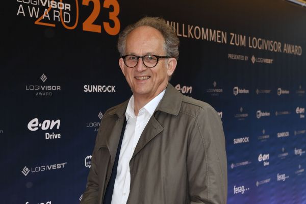 2023logivisor-award0393ED9BAE2-EBC1-8FBE-2D17-CCAD390F7751.jpg